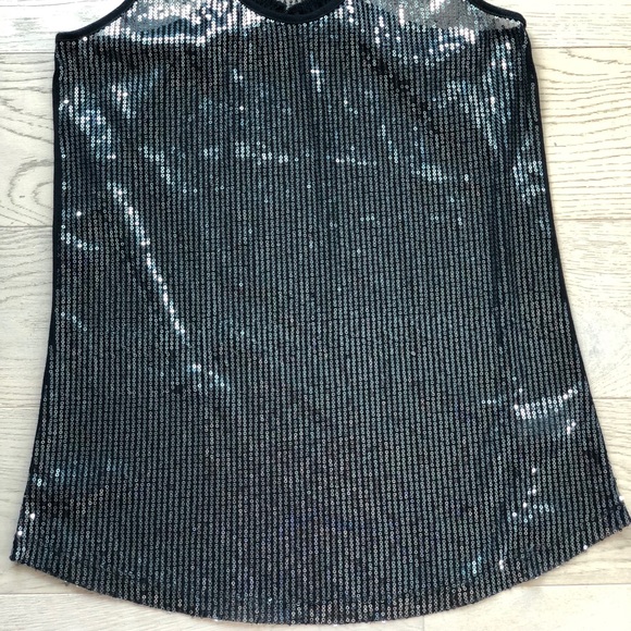 Shiny Tank Top - Picture 2 of 4